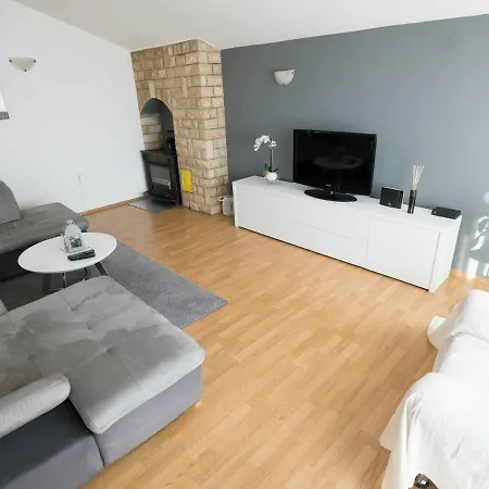 Luxurious Holiday In Galovac With Swimming Pool * Galovac (Zadar)
