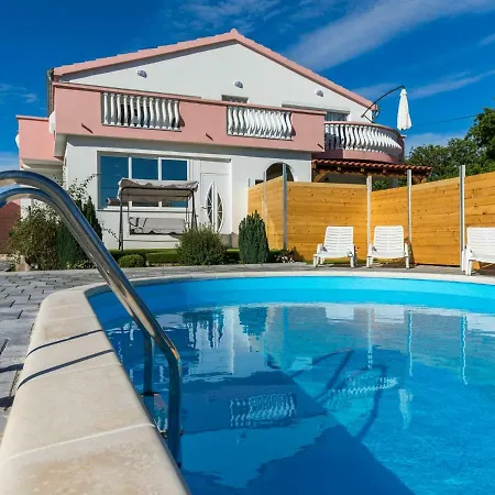 Luxurious Holiday In Galovac With Swimming Pool * Galovac (Zadar)