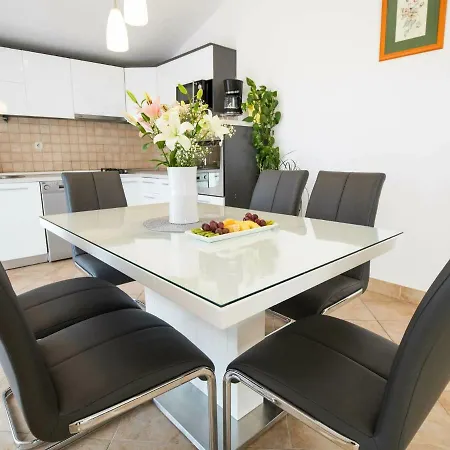 Holiday home Luxurious Holiday In Galovac With Swimming Pool Galovac (Zadar)